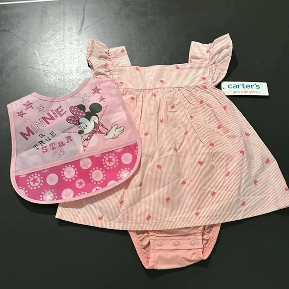 Carters one piece dress with built in bottoms also adding a Minnie Mouse bib - Picture 1 of 5